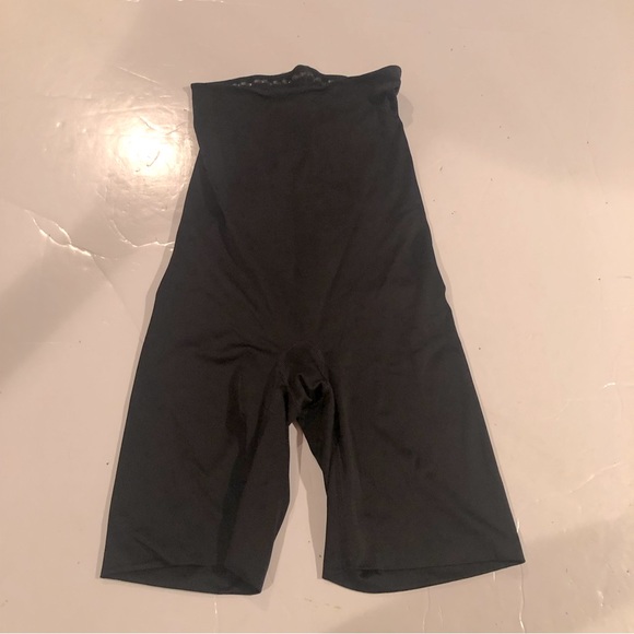 SPANX Black High Waisted Longer Leg SHAPEWEAR S - Picture 2 of 8